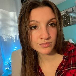 Meet your Posher, Hailey